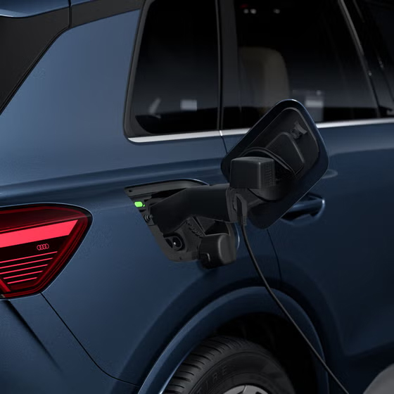 4 Audi Q4 e-tron Ladeklappe
